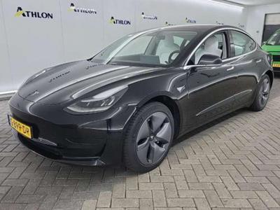 Tesla Model 3 Standard Range Plus RWD 4D 211kW