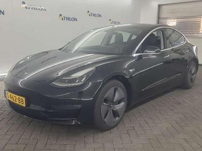 Tesla Model 3 Standard Range Plus RWD 4D 211kW