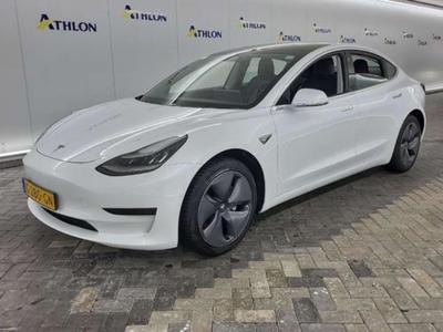 Tesla Model 3 Standard Range Plus RWD 4D 211kW