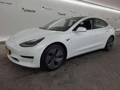 Tesla Model 3 Standard Range Plus RWD 4D 211kW