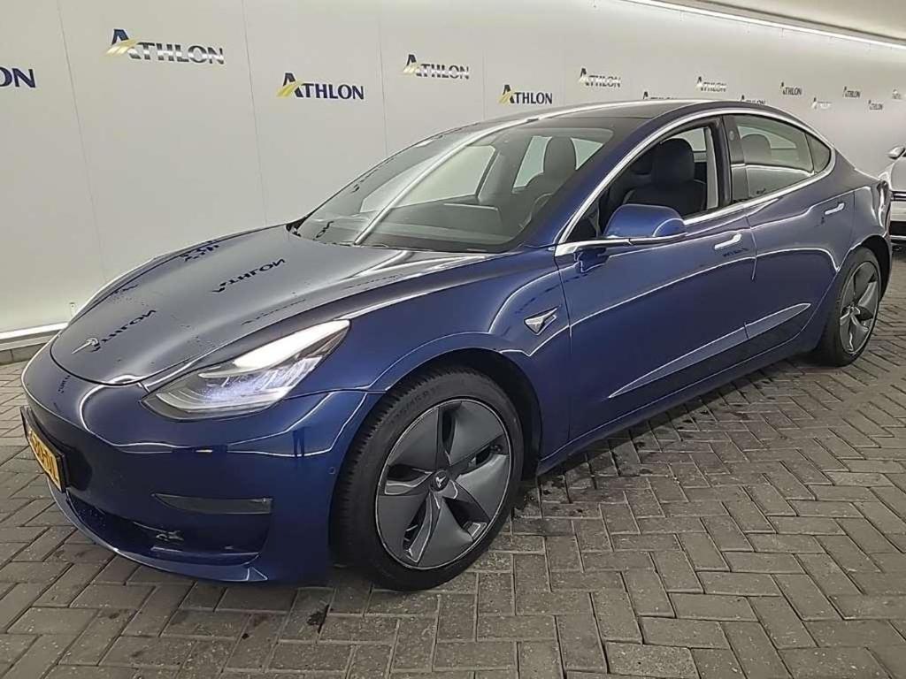 Tesla Model 3 Long Range Dual Motor AWD 4D 335kW