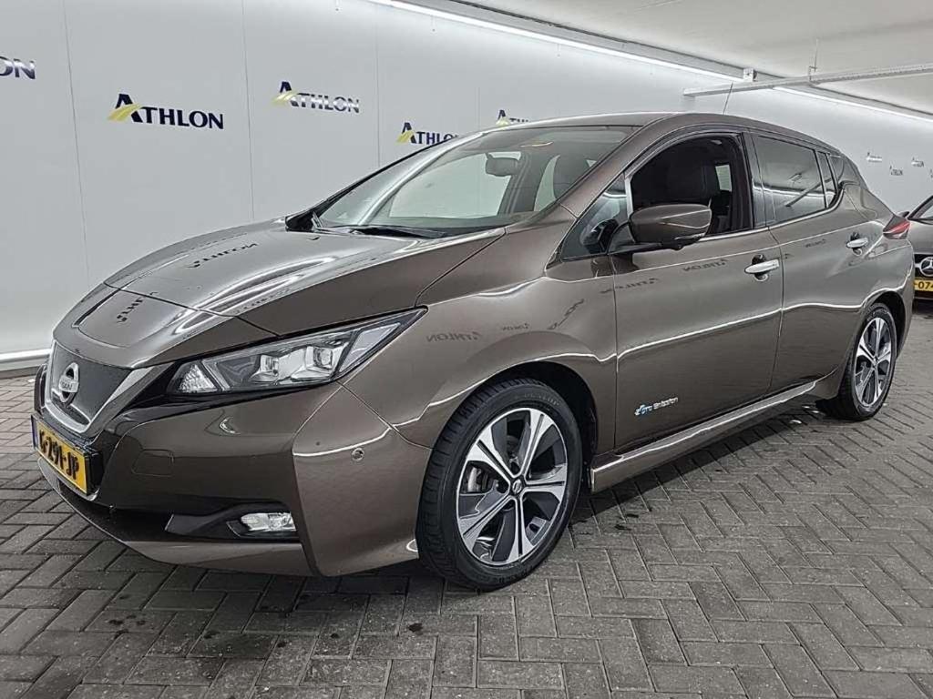 Nissan Leaf TEKNA 40kWh 5D ProPILOT Athlon Edition