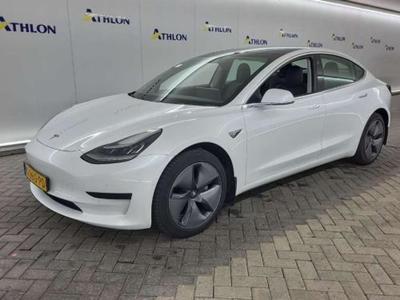 Tesla Model 3 Standard Range Plus RWD 4D 225kW