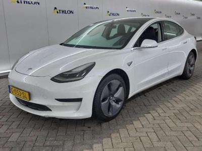 Tesla Model 3 Standard Range Plus RWD 4D 225kW