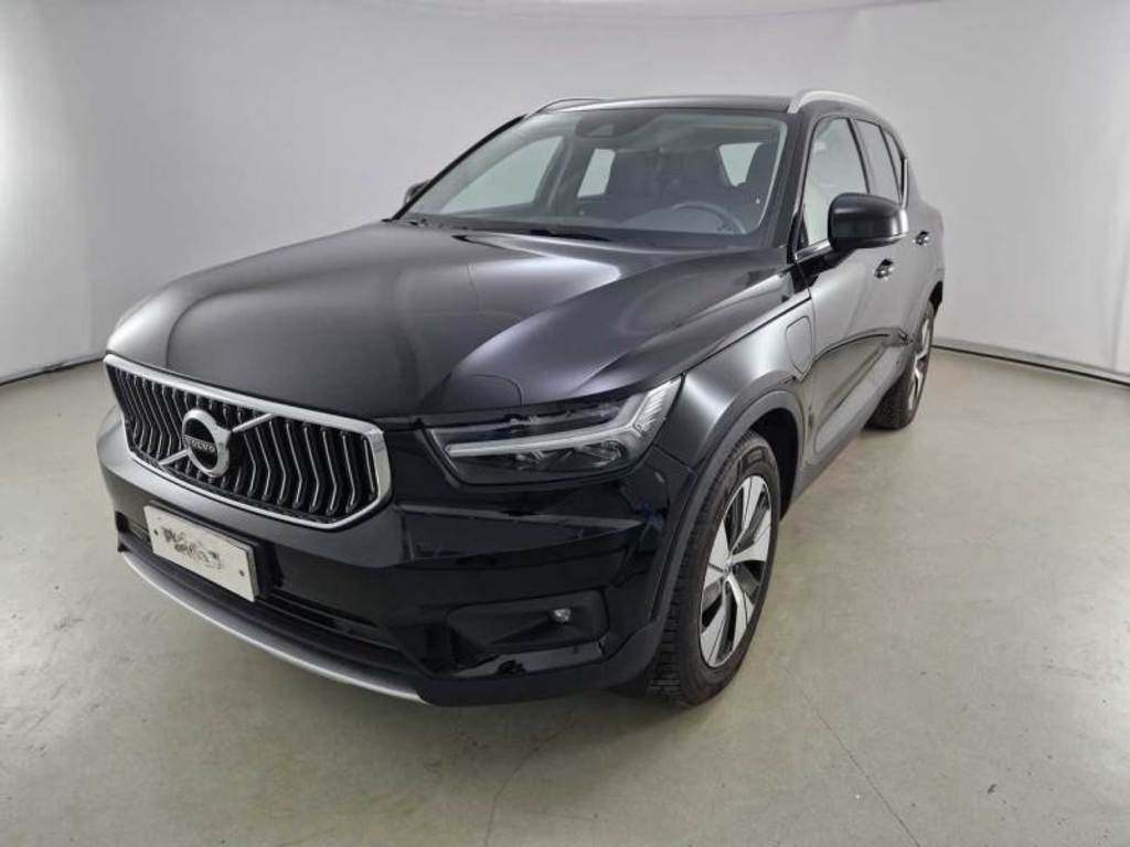 VOLVO XC40 / 2017 / 5P / SUV T5 PLUG-IN HYBRID AUTO RECH INSCRIP EXPR