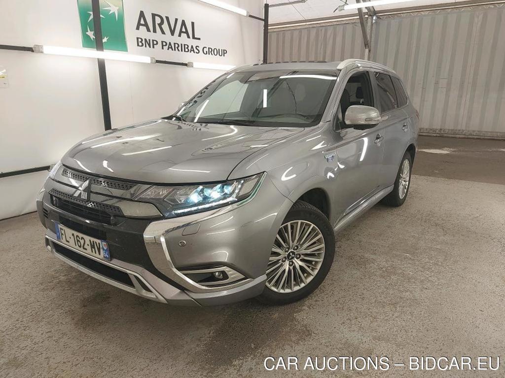 Mitsubishi Outlander Phev Twin Motor 4WD Instyle MY20 / CABLE PRESENT
