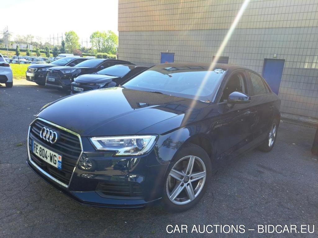 Audi A3 Berline 35 TFSI 150 COD BUSINESS LINE