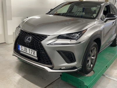 Lexus NX 300h 4WD F-Sport S