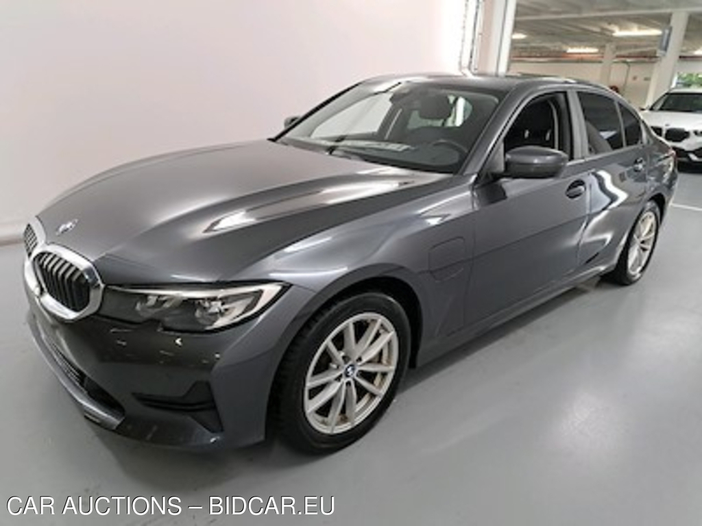 BMW 3-serie 2.0 330E (135KW) BERLINE