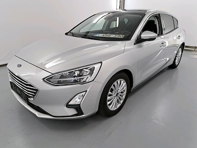 Ford Focus - 2018 1.0 EcoBoost Titanium Business Technology Family Winter Parking