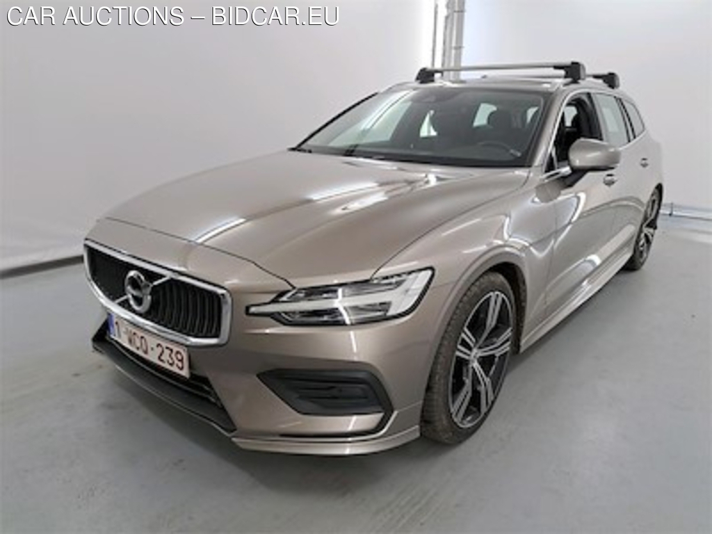 Volvo V60 diesel - 2018 2.0 D3 Momentum Geartronic Sensus Navigation Versatility Winter Style