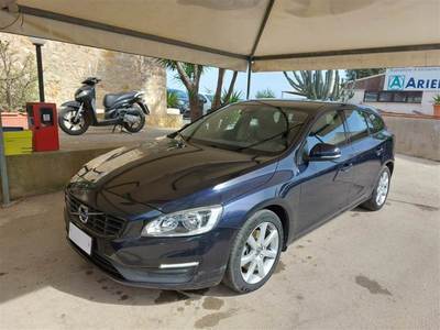 VOLVO V60 2014 WAGON D3 GEARTRONIC BUSINESS