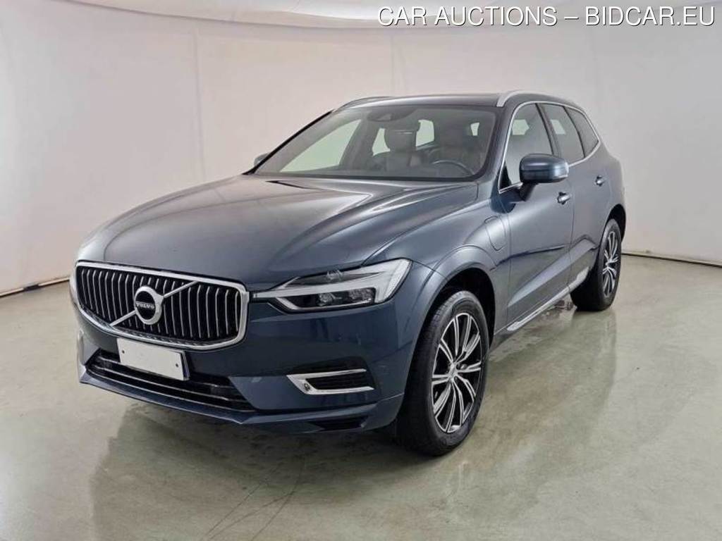 VOLVO XC60 / 2017 / 5P / SUV T8 PLUG-IN AWD AUTO RECHARGE INSCR.