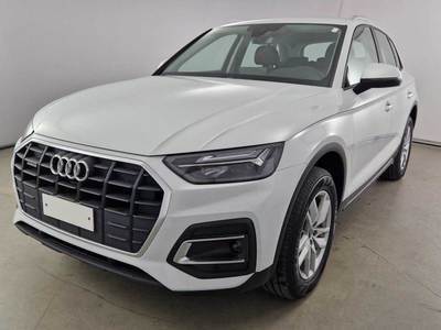 AUDI Q5 / 2020 / 5P / SUV 40 TDI BUSINESS QUATTRO S TRONIC