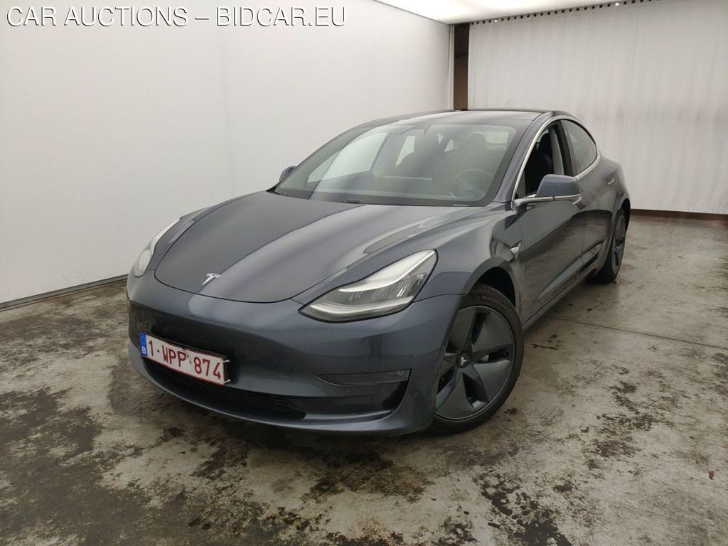 Tesla Model 3 Long-Range Dual Motor AWD 4d