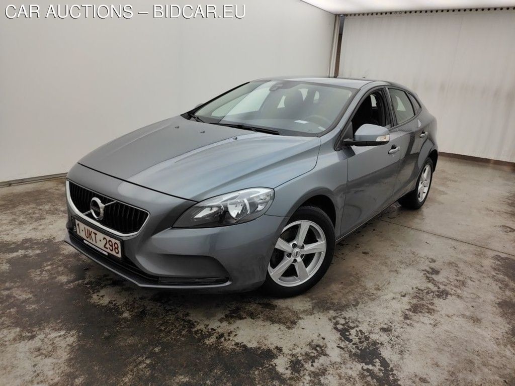 Volvo V40 D2 Kinetic 5d