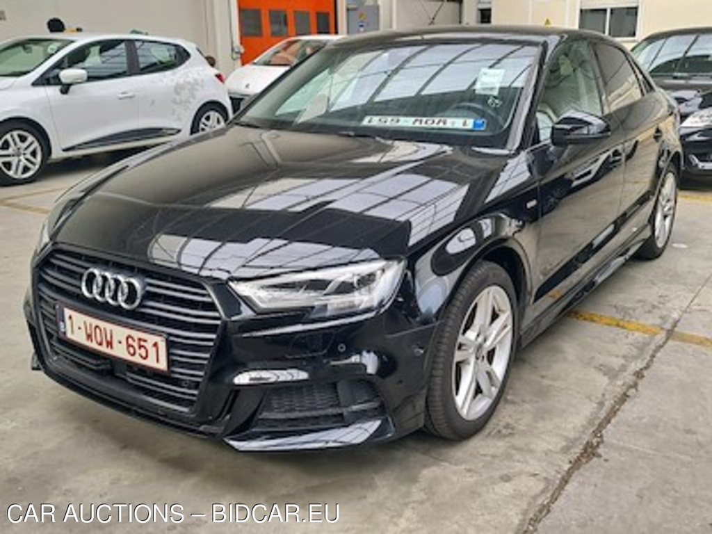 Audi A3 sedan diesel - 2017 30 TDi Pack assistance + platinum + sport