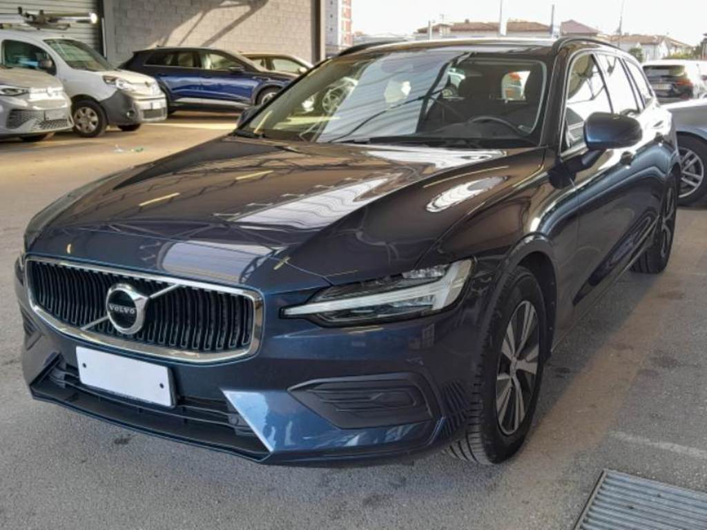 VOLVO V60 / 2018 / 5P / STATION WAGON D3 GEARTRONIC BUSINESS