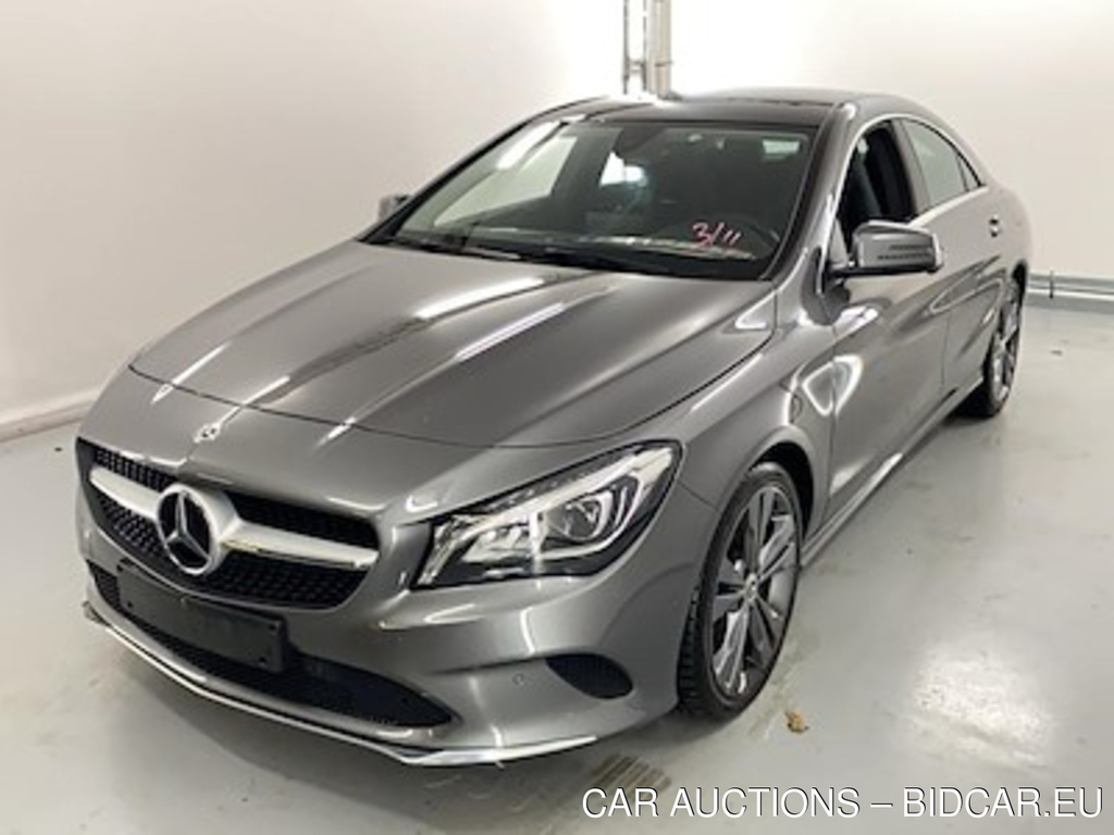 Mercedes-Benz Class cla c117 - 2016 CLA 200 Design Urban Comfort Profesionnal Park Assist TFT 8