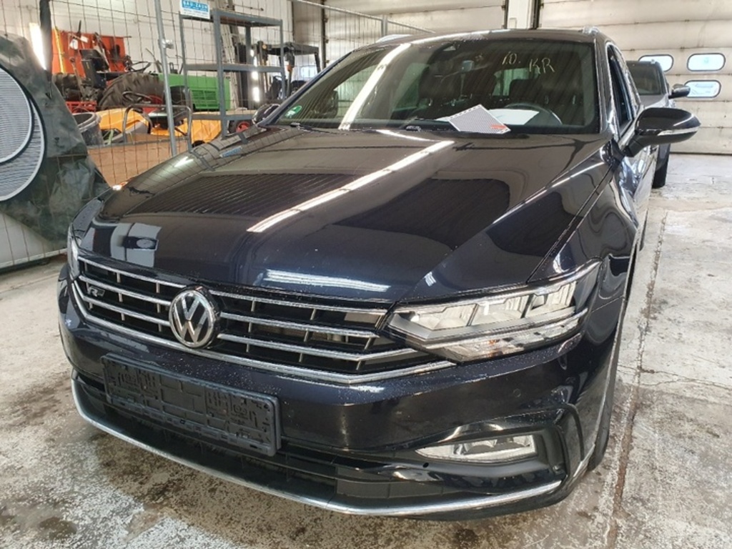 Volkswagen Passat 2.0 TDI SCR DSG Business Variant