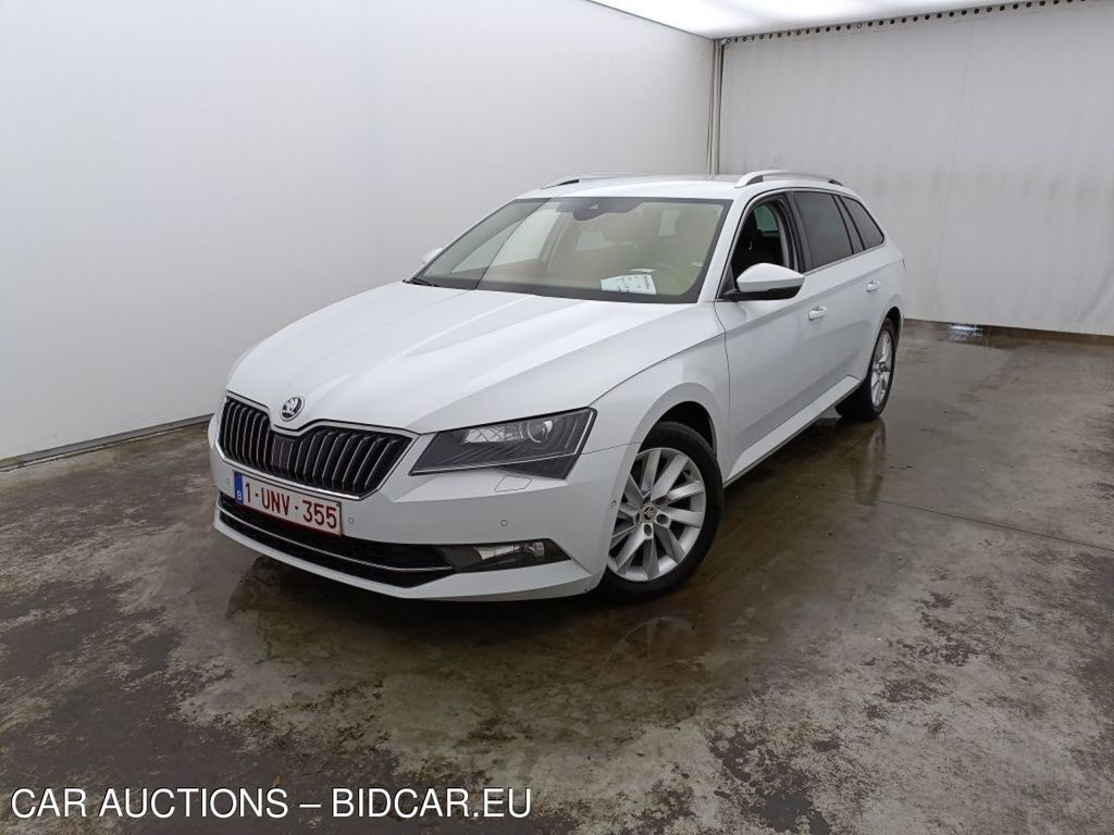 Skoda Superb Combi 1.6 CRTDI 88kW DSG7 Style 5d