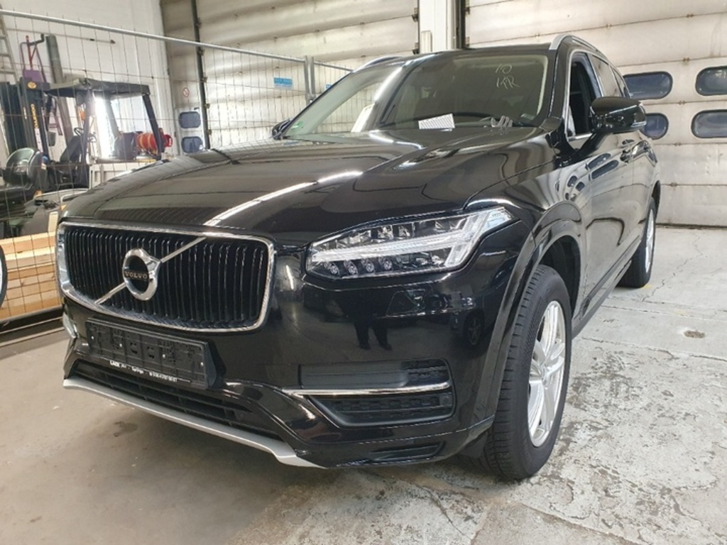 Volvo XC90 D5 AWD Geartronic Momentum