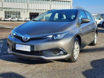 Toyota Auris 2017 Hybrid used to buy in Poland, price of used Toyota Auris  2017 Hybrid in Warsaw