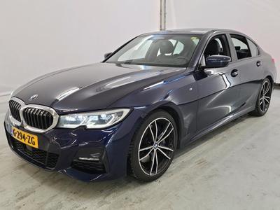 BMW 3 Serie Sedan 330iA 4d