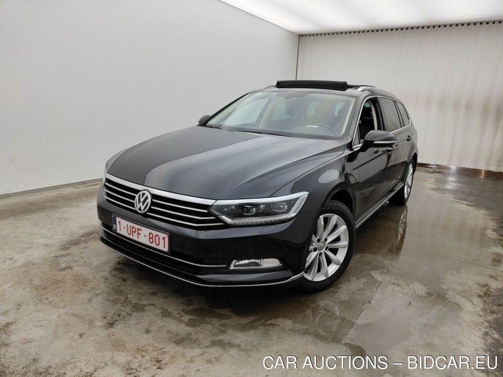 Volkswagen Passat Variant 1.6 TDI Highline Business DSG-7 5d