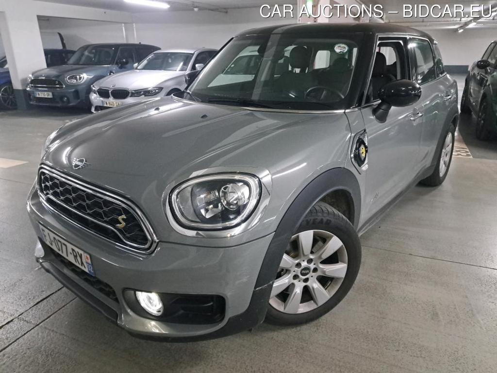 MINI Countryman / 2016 / 5P / Crossover Cooper SE ALL4 Busi Design 136+88ch BVA6