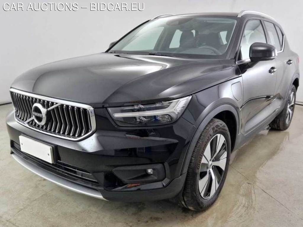 VOLVO XC40 / 2017 / 5P / SUV T5 PLUG-IN HYBRID AUTO RECH INSCRIP EXPR