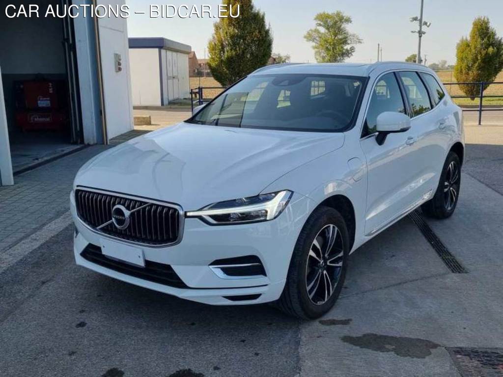 VOLVO XC60 / 2017 / 5P / SUV T6 PLUG-IN AWD AUTO RECHARGE INS. EXP