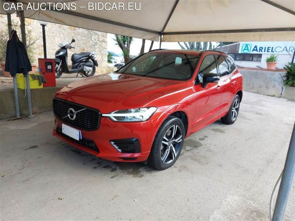 VOLVO XC60 / 2017 / 5P / SUV T6 PLUG-IN AWD AUTO RECHARGE R-DESIGN