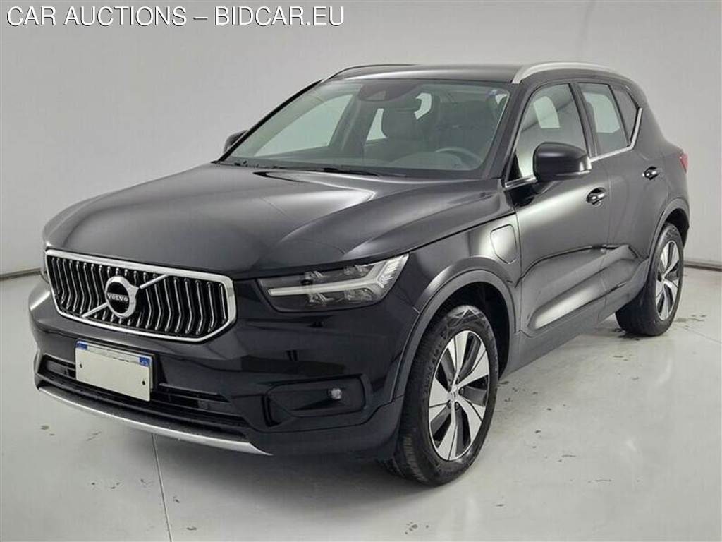 VOLVO XC40 / 2017 / 5P / SUV T5 PLUG-IN HYBRID AUTO RECH INSCRIP EXPR