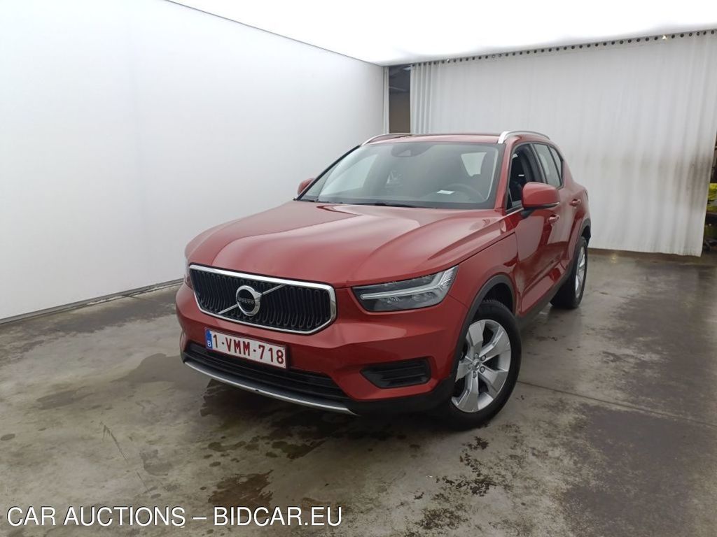 Volvo XC40 D3 Momentum 5d