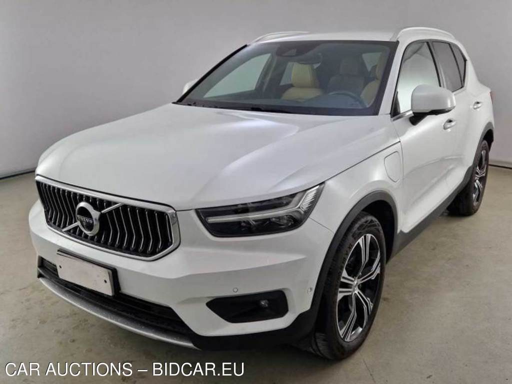 VOLVO XC40 / 2017 / 5P / SUV T5 PLUG-IN HYBRID AUTO RECHARGE INSCR.