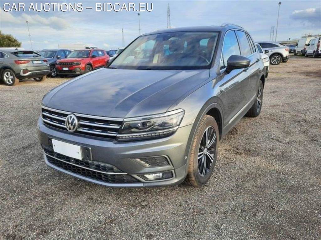 VOLKSWAGEN TIGUAN / 2016 / 5P / SUV 2.0 TDI SCR 110KW ADVANCED BMT 4MOT DSG