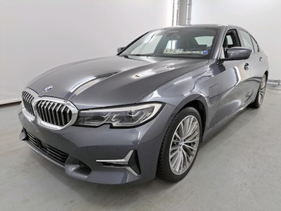 BMW 3-serie 2.0 330E (135KW) BERLINE Model Luxury Innovation Business Plus