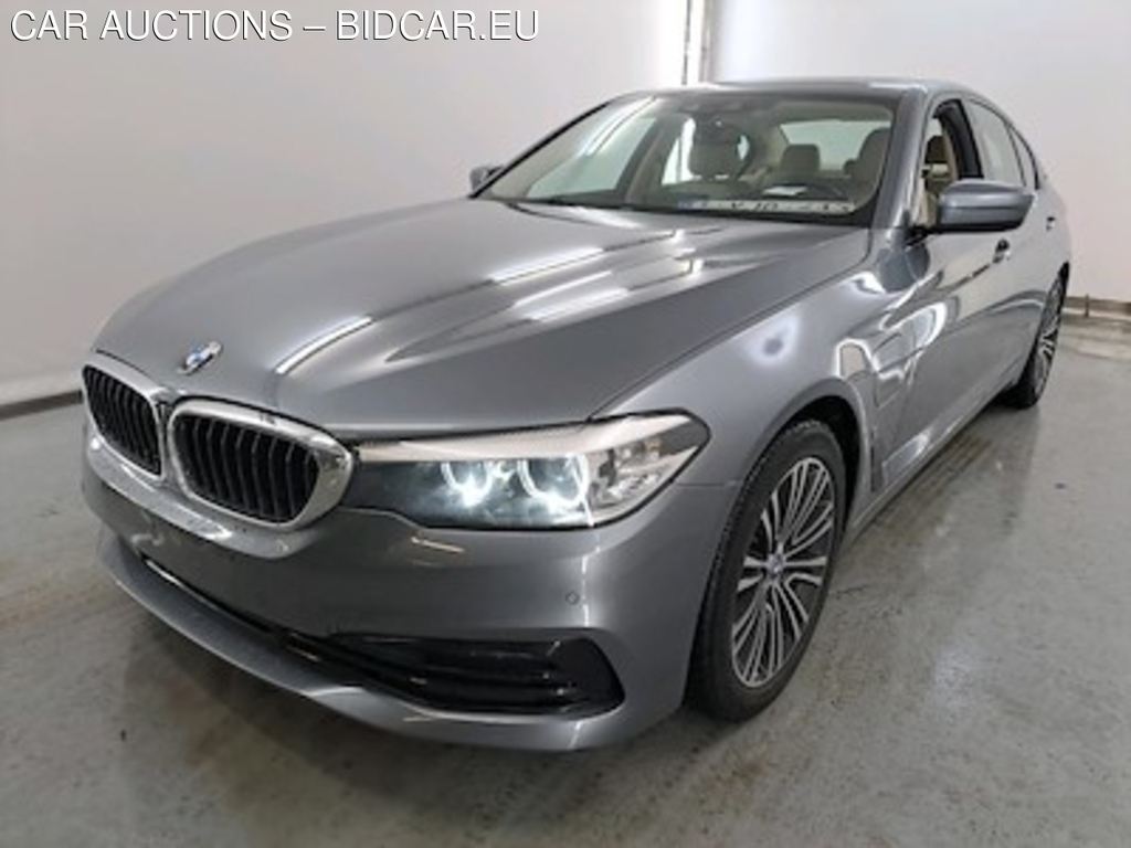 BMW 5 - 2017 530eA PHEV Performance OPF Corporate Sport Line Travel