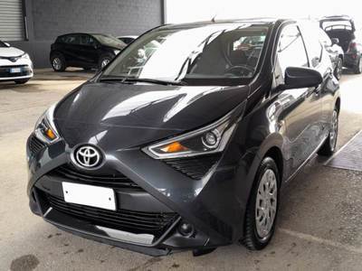 TOYOTA AYGO CONNECT / 2018 / 5P / BERLINA 1.0 VVT-I X-BUSINESS MMT MY19