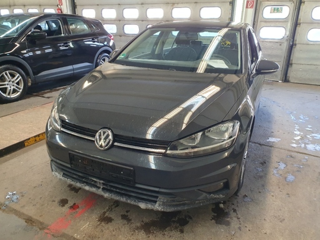 Volkswagen Golf 1.6 TDI SCR Trendline