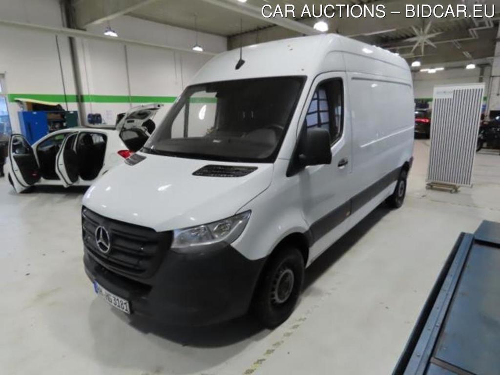 Mercedes-Benz Sprinter III Kasten FWD  211/214 CDI FWD L2   84KW  MT6  E6