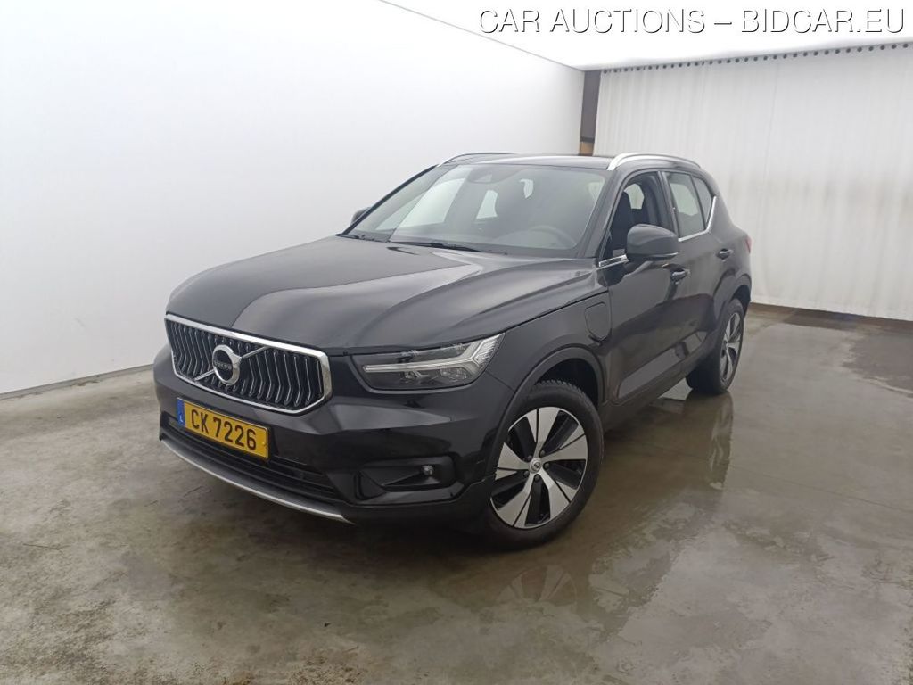 VOLVO XC40 1.5 T5 180 TE Momen.Pro Plug G.DCT (EU6d-T.) 5d