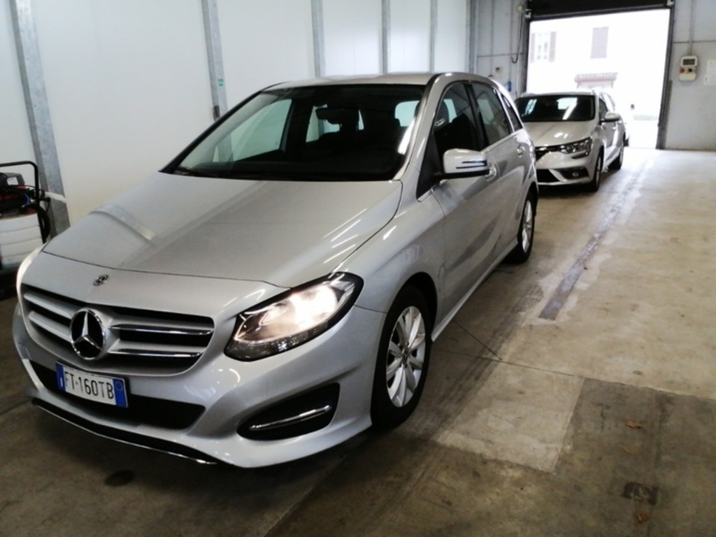 Mercedes-Benz CLASSE B B 180 d Automatic Business