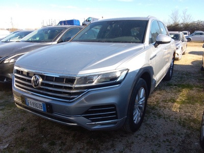VOLKSWAGEN TOUAREG 3.0 V6 TDI 4Motion DPF Automatik