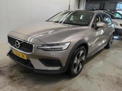 VOLVO V60 CROSS COUNTRY 2.0 T5 AWD Pro