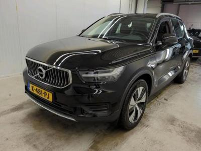 VOLVO XC40 1.5 T4 Recharge Inscription Expression