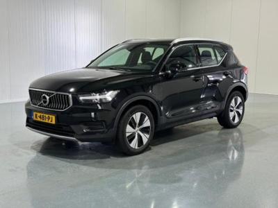 VOLVO XC40 1.5 T4 Recharge Inscription Expression