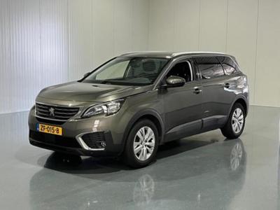 PEUGEOT 5008 1.2 PureTech Blue Lease Executive 7-Persoo..
