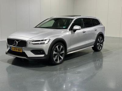 VOLVO V60 CROSS COUNTRY Cross Country 2.0 B5 Automaat A..